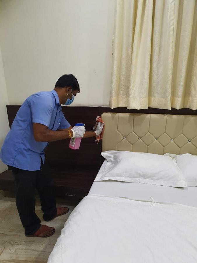 Arihanth Inn Vellore Zewnętrze zdjęcie